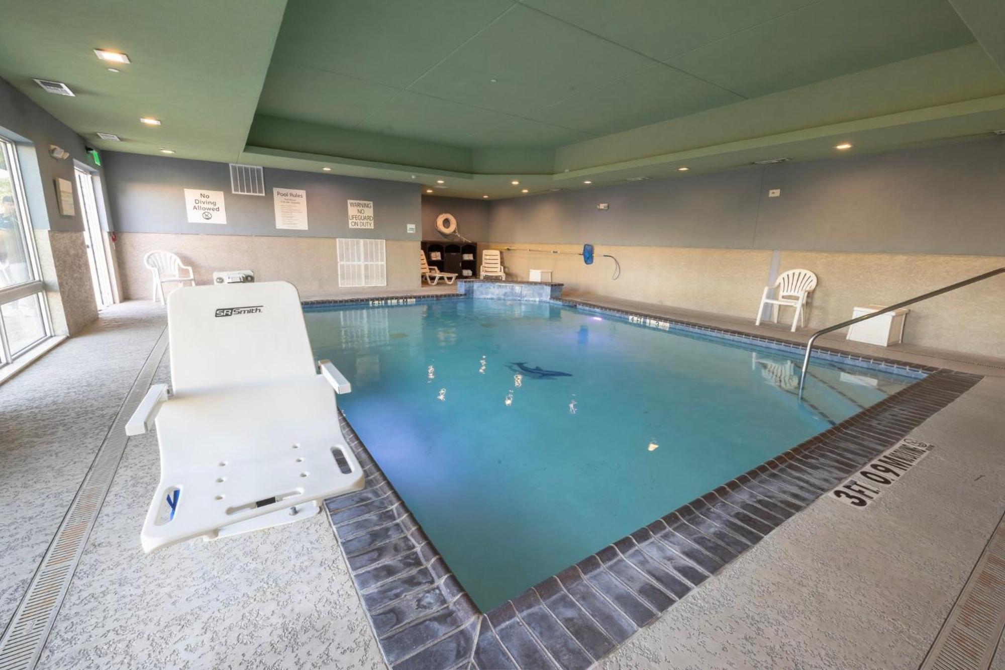 Holiday Inn Express & Suites Dallas Ne Arboretum Garland Exteriér fotografie